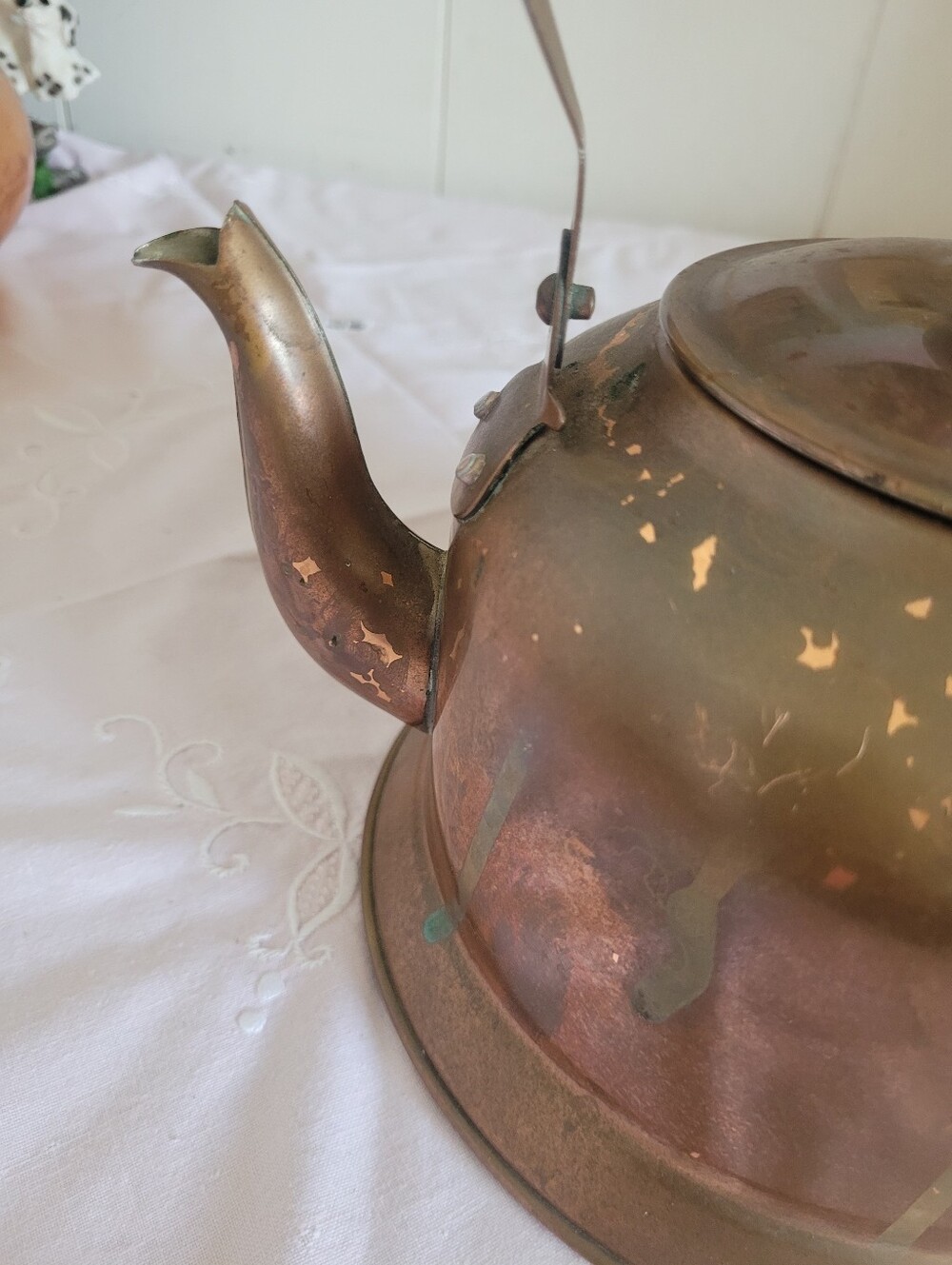 Vintage Copper Teakettle with White & Blue Porcelain Handle - Picture 3 of 13